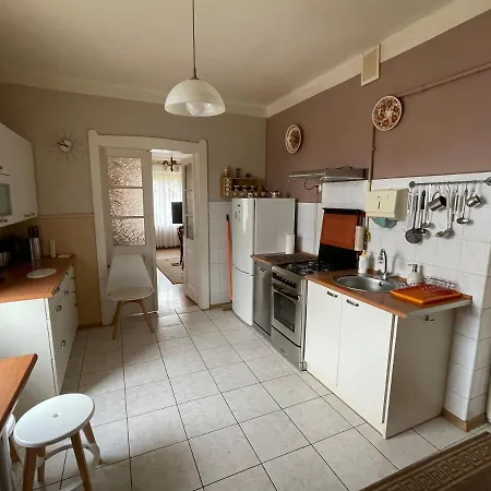 Apartament Διαμέρισμα *